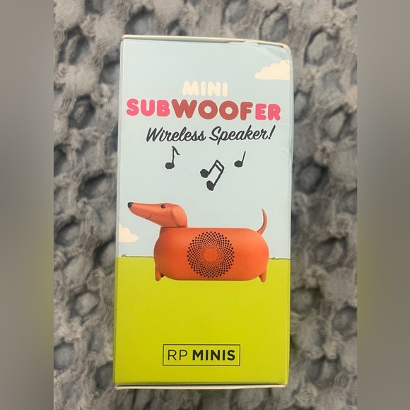 Running Press Mini SubWOOFer Wireless Speaker - New - Picture 4 of 6